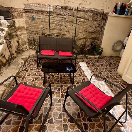 Rita House Cozy Near Malta Airport, Paola * Hal Saflieni