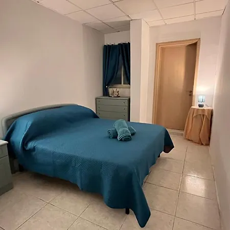 Homestay Maisonette In Paola Near Airport *