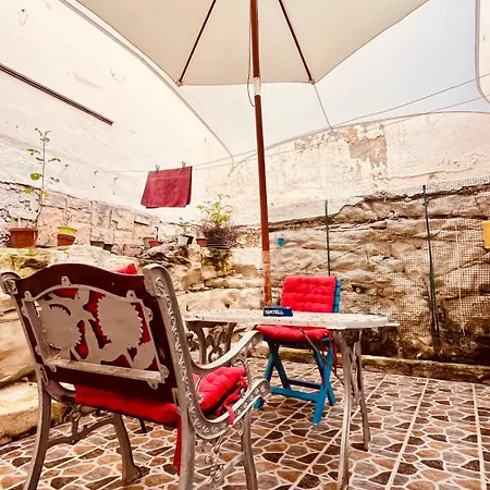 Maisonette In Paola Near Airport Hal Saflieni
