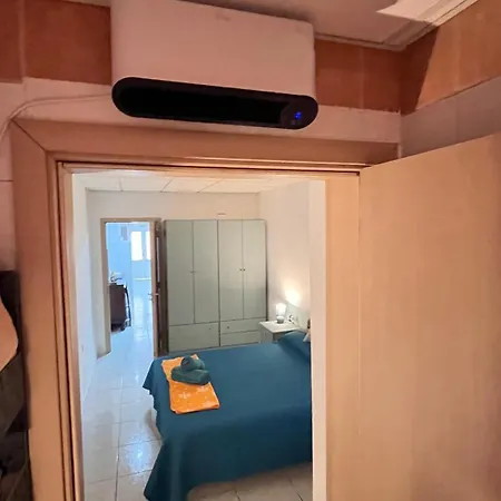 Homestay Maisonette In Paola Near Airport