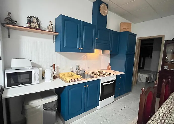 Rita House Cozy Near Malta Airport, Paola