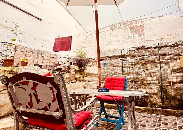 Rita House Cozy Near Malta Airport, Paola Ta Hal Saflieni