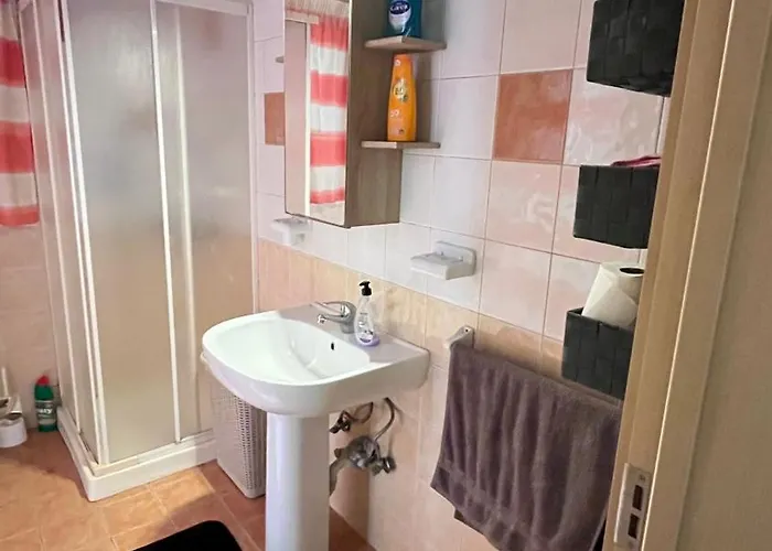 Rita House Cozy Near Malta Airport, Paola Privatunterkunft